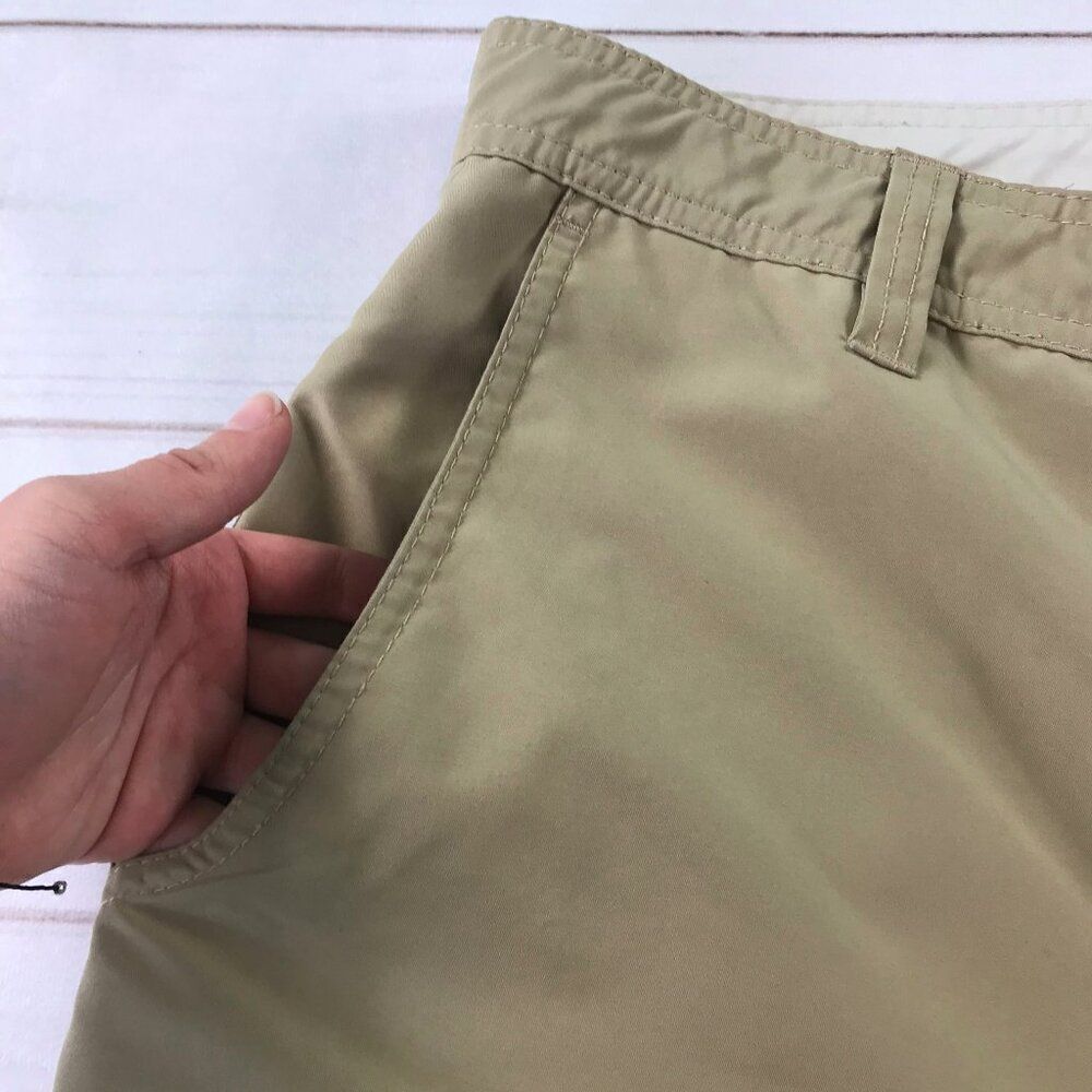 Quiksilver Men Size 34 Beige Khaki Cargo Bermuda Shorts - Picture 3 of 13